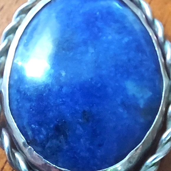 Vintage Avanturine Cabushon Pendant in Silver Bezzel. 2" - Picture 7 of 8